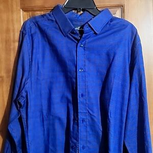 Robert graham  ** tailored fit **